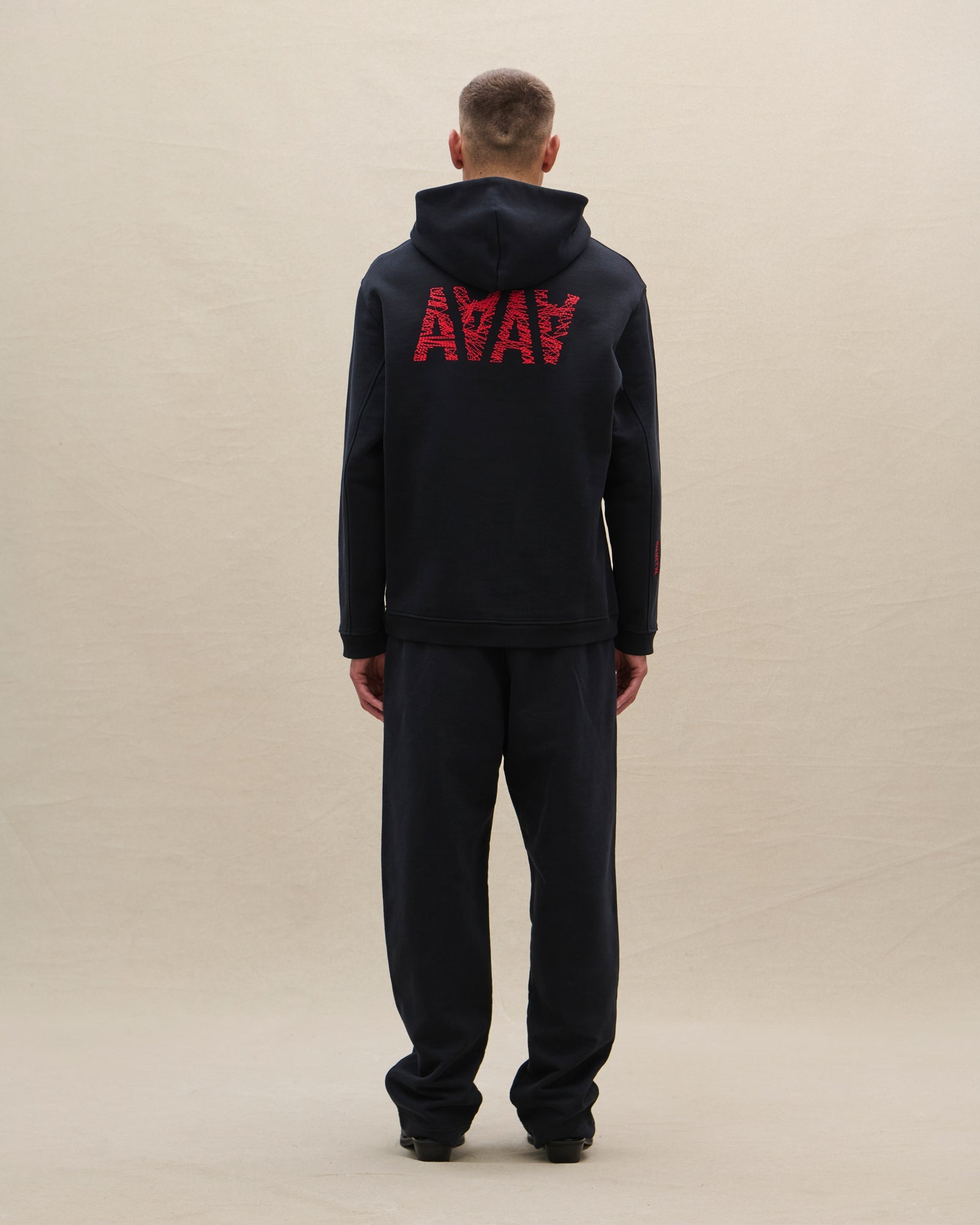 HOODIE 01 - Avanetaa