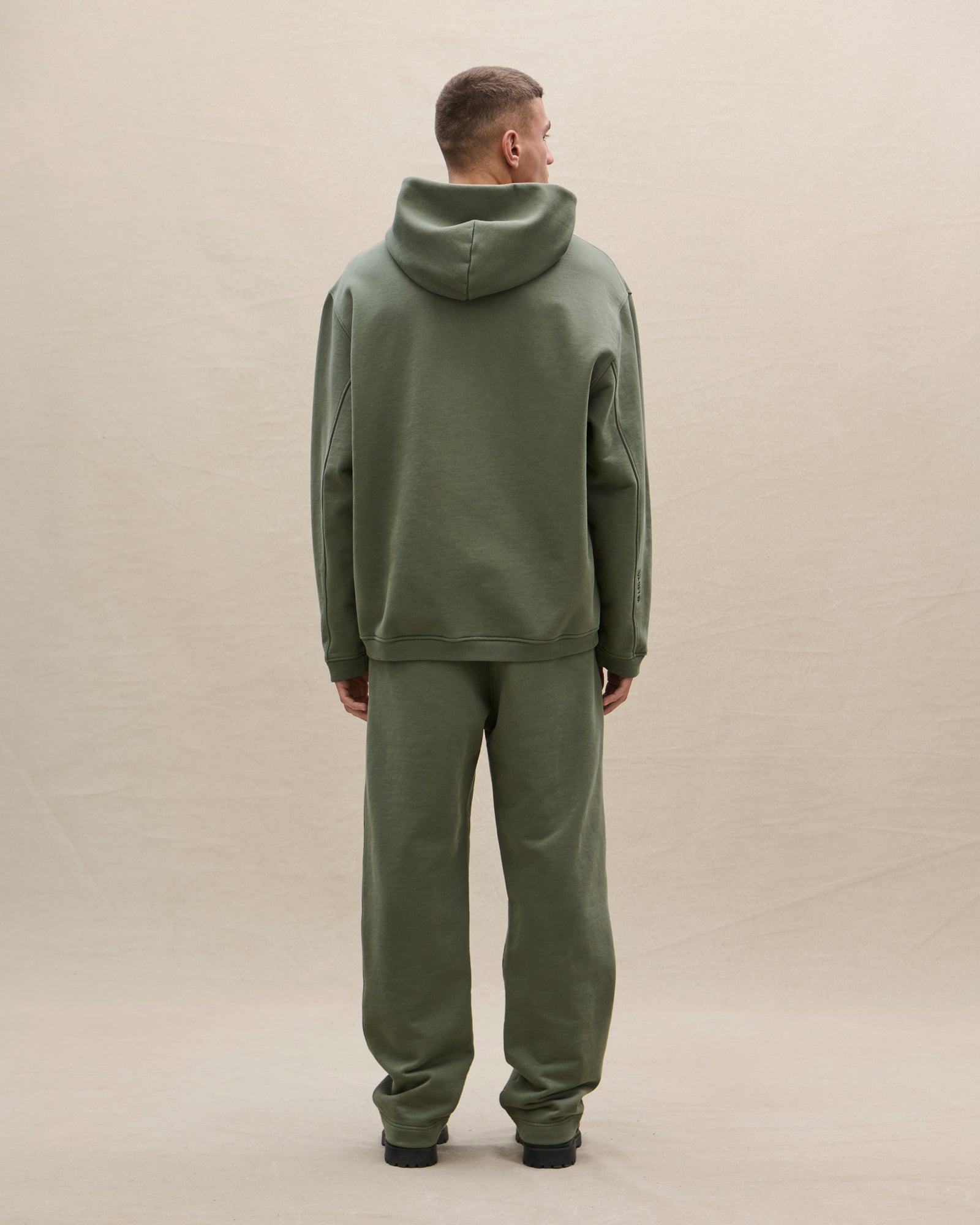 HOODIE 02 - Avanetaa