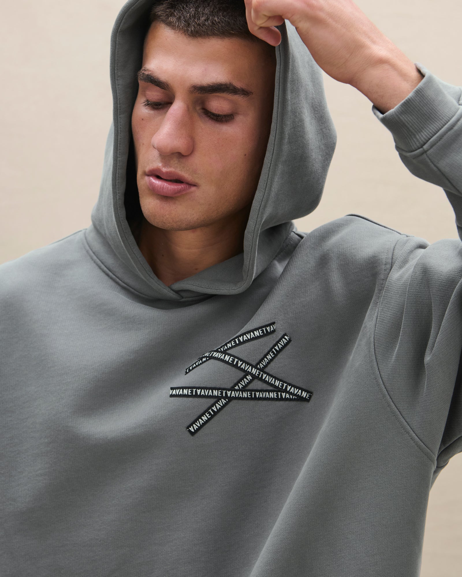 HOODIE 03 - Avanetaa