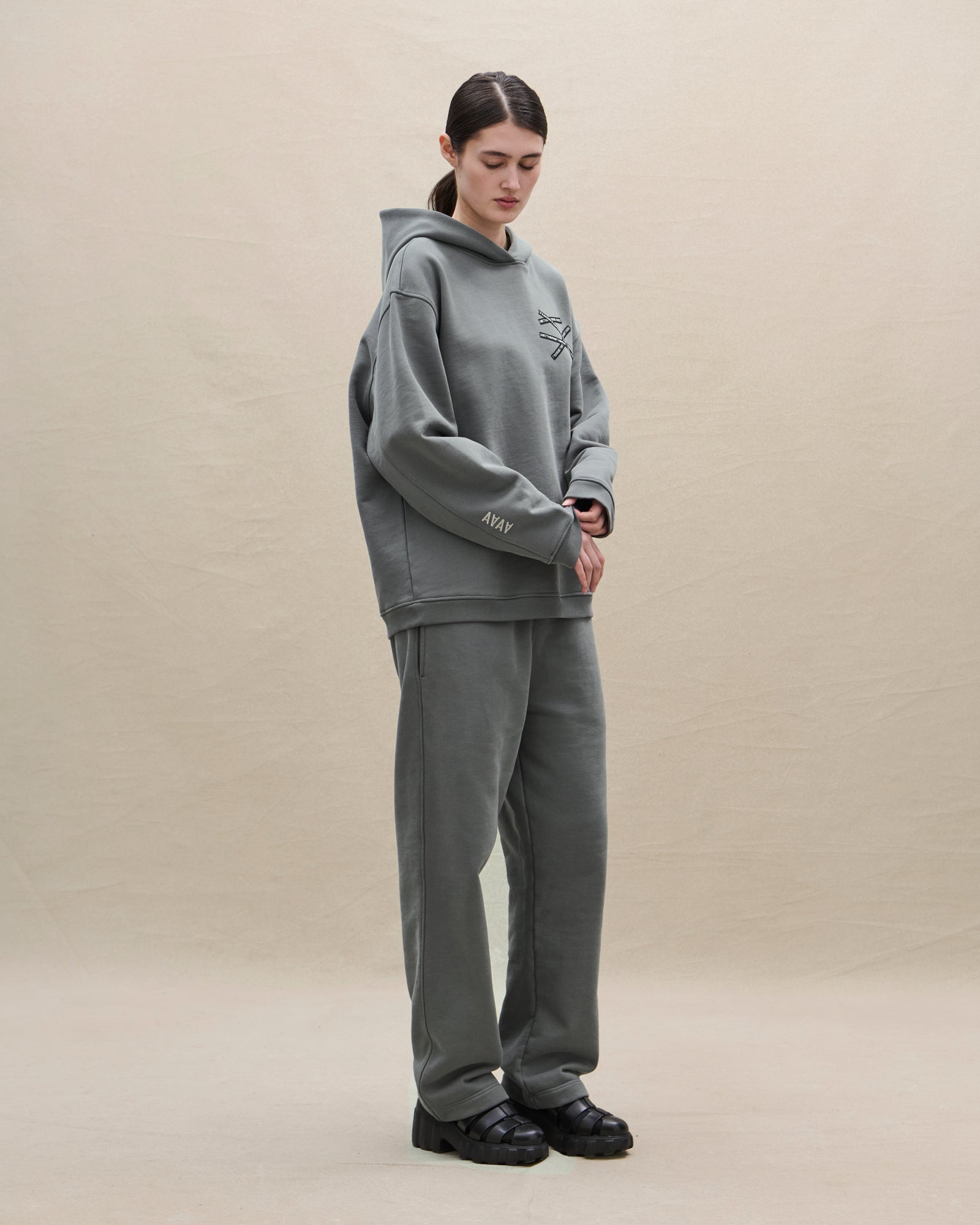HOODIE 03 - Avanetaa
