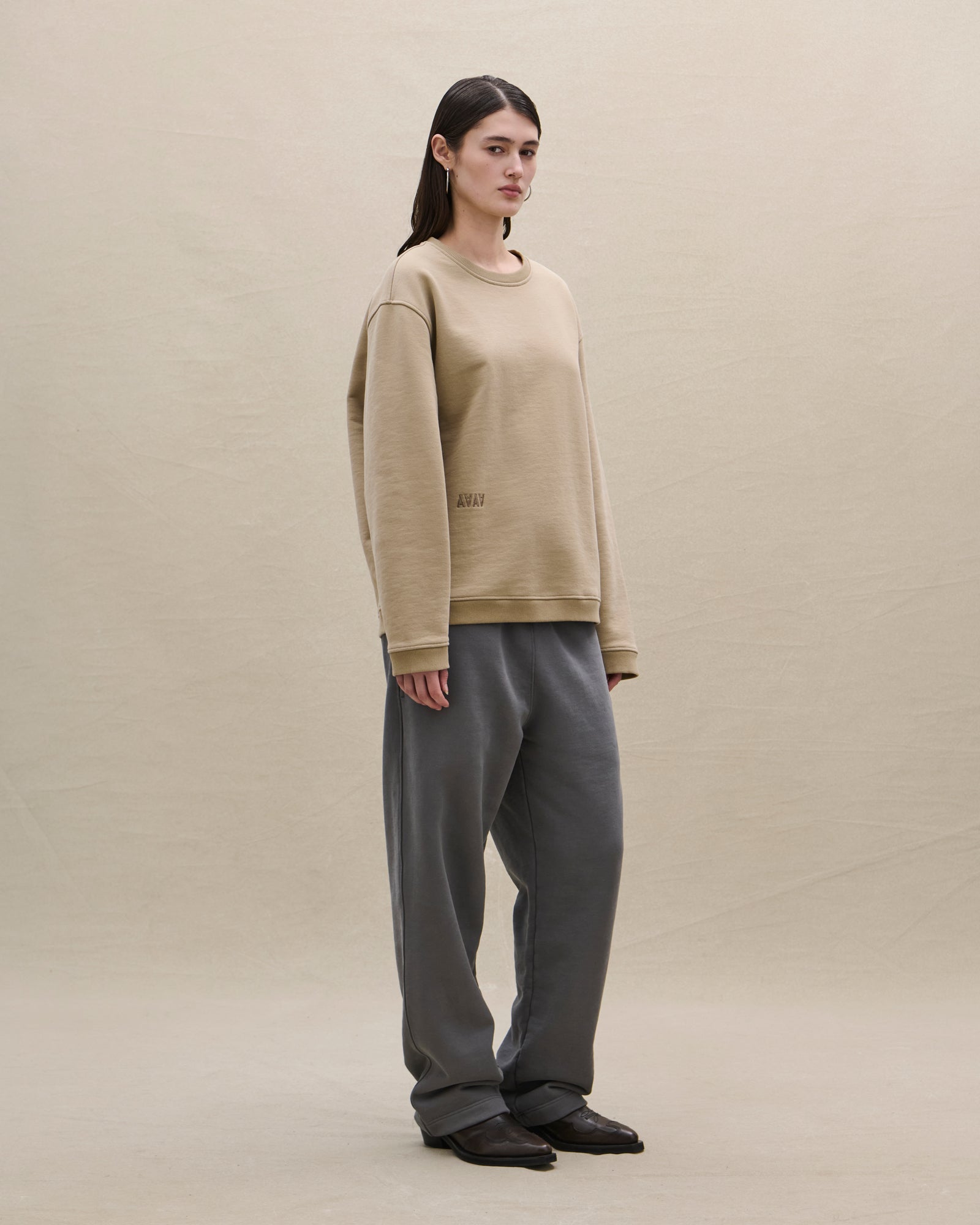 CREWNECK 01 - Avanetaa