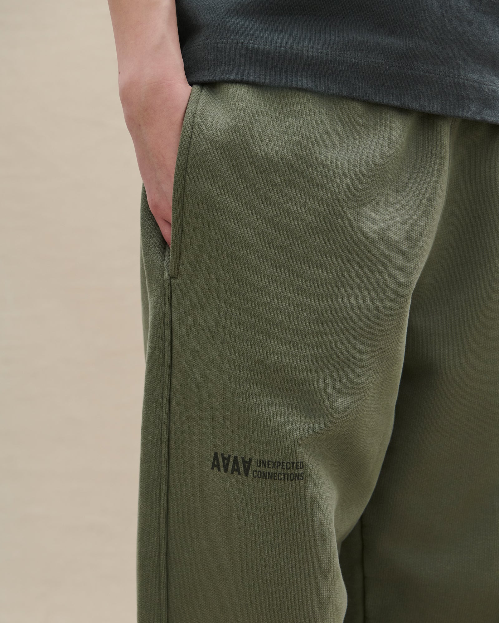 SWEATPANTS 02 - Avanetaa