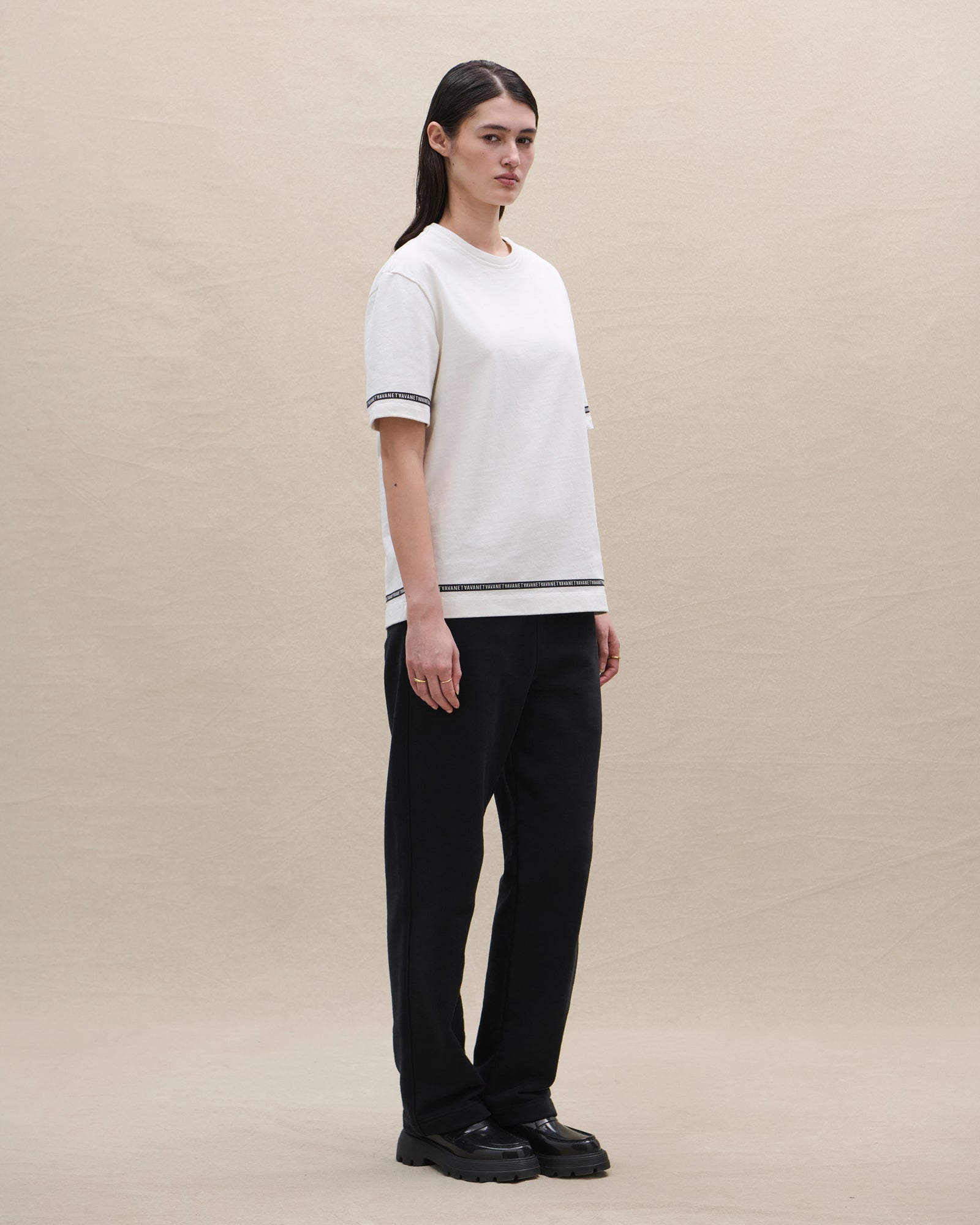 RELAXED T - SHIRT 01 - Avanetaa