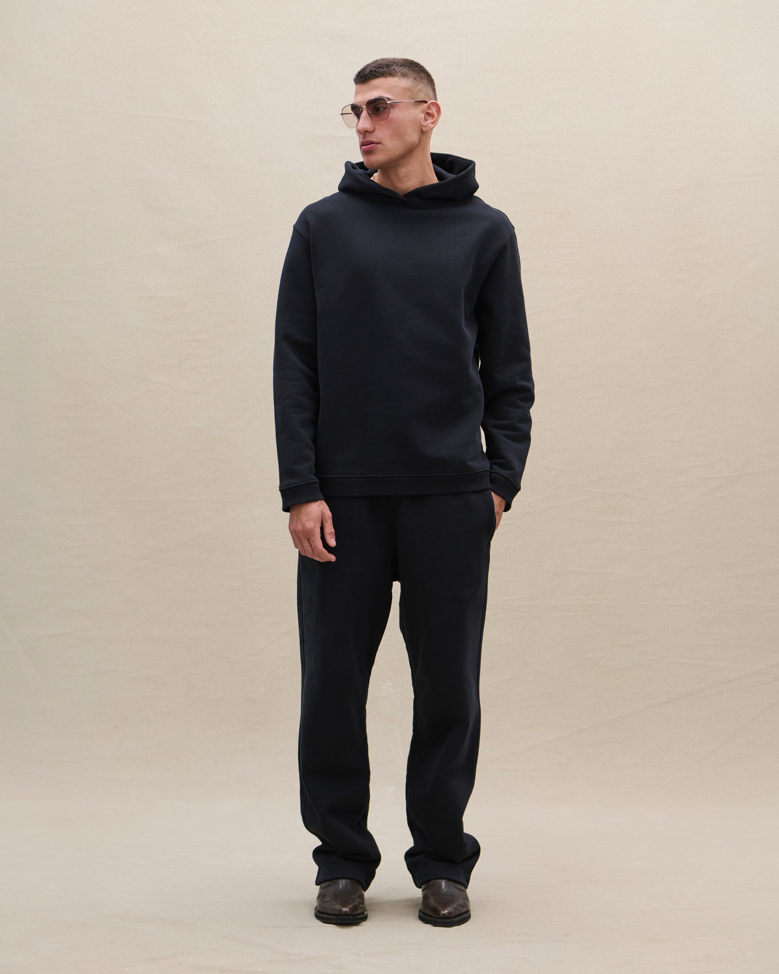 HOODIE 01 - Avanetaa