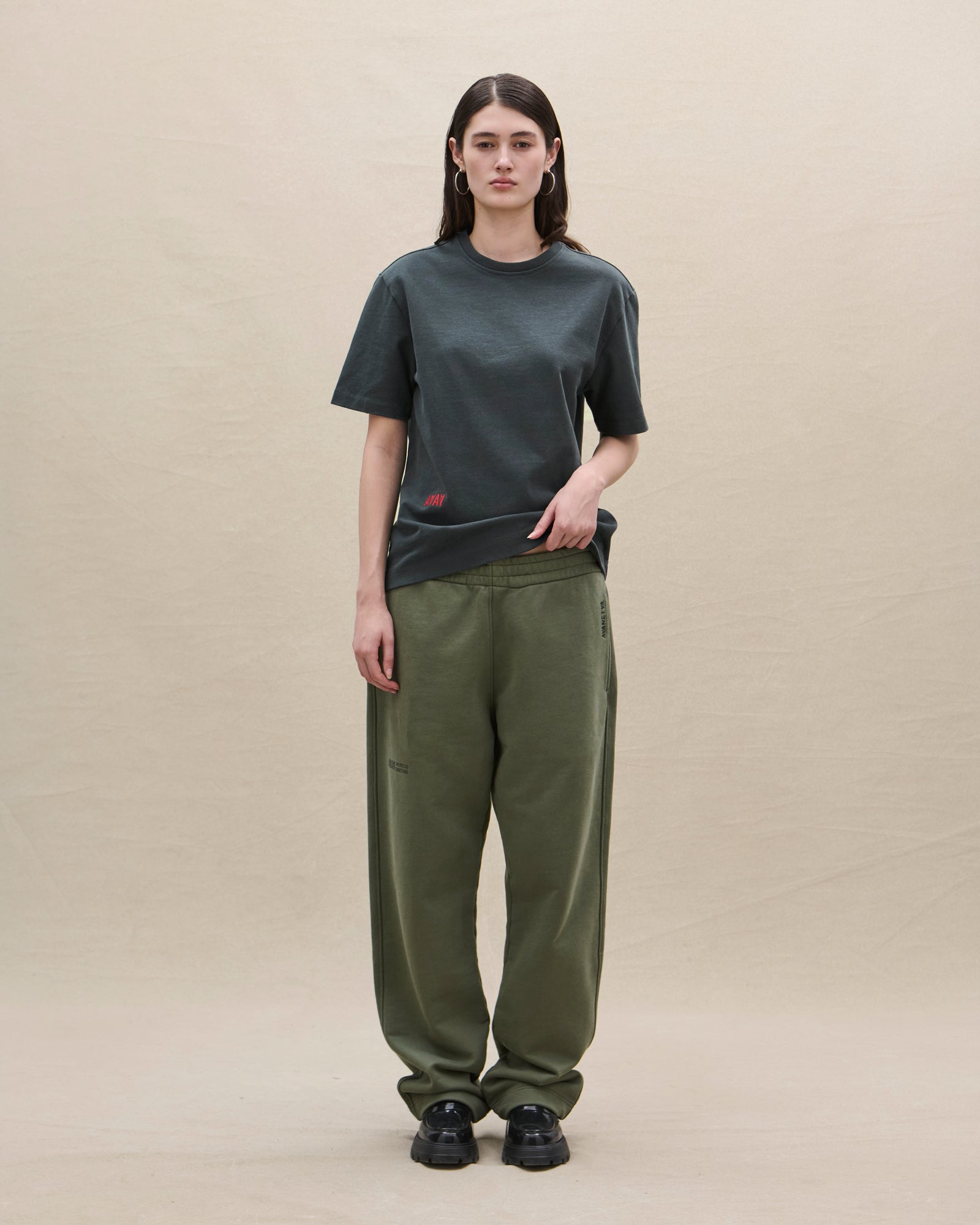 SWEATPANTS 02 - Avanetaa